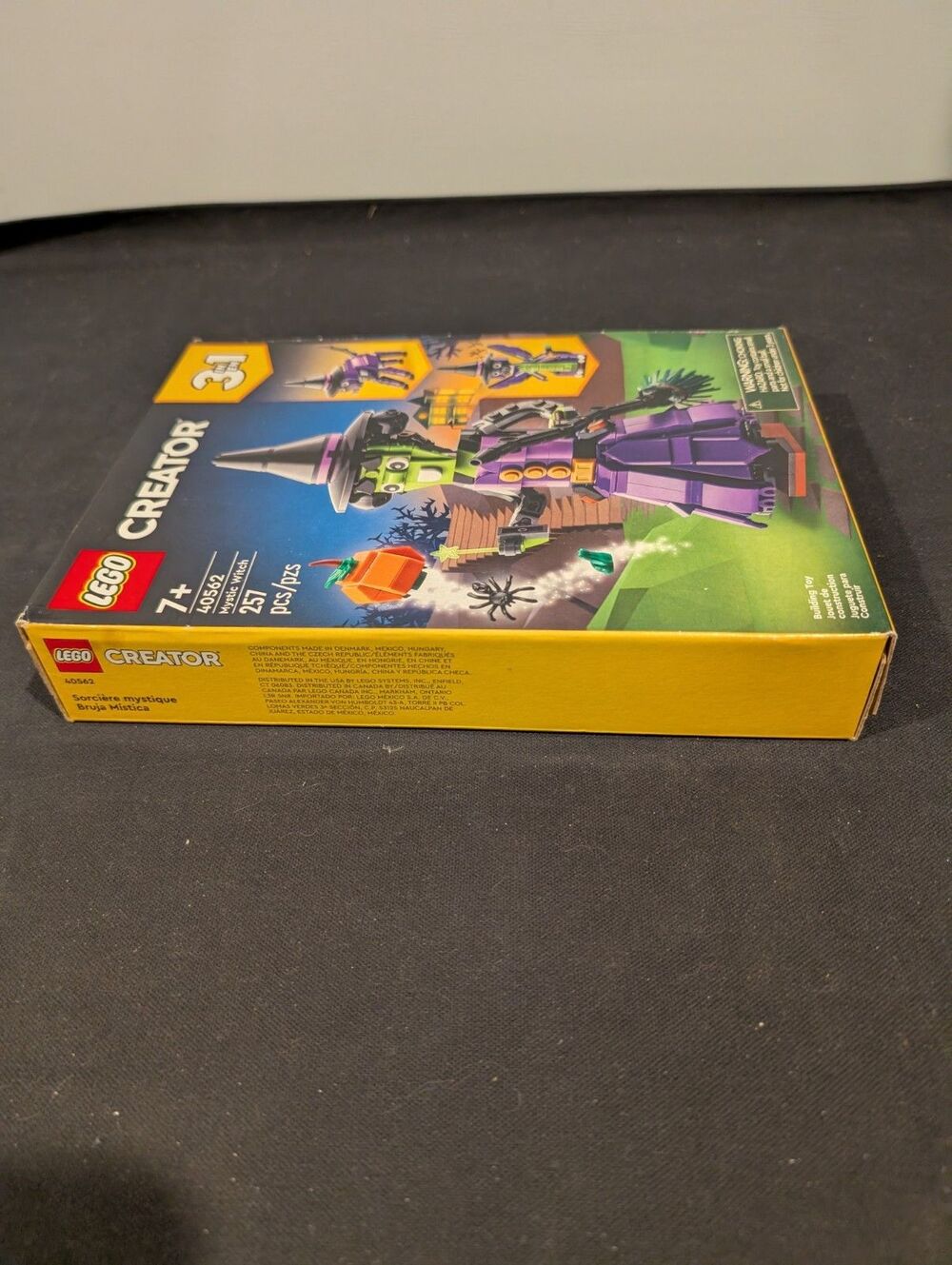 LEGO Creator 40562 Mystic Witch (257 pcs) – New/Sealed Box – Shelf Wear - Picture 5 of 5